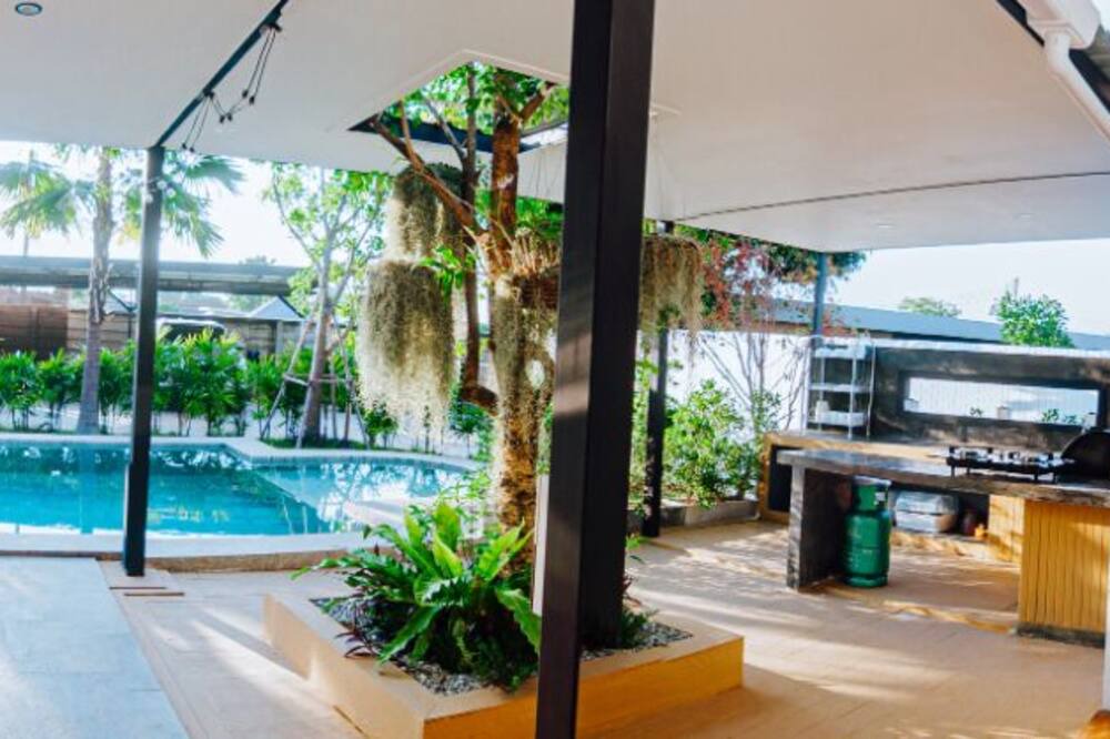 Photo of Patio Balcony in Pong