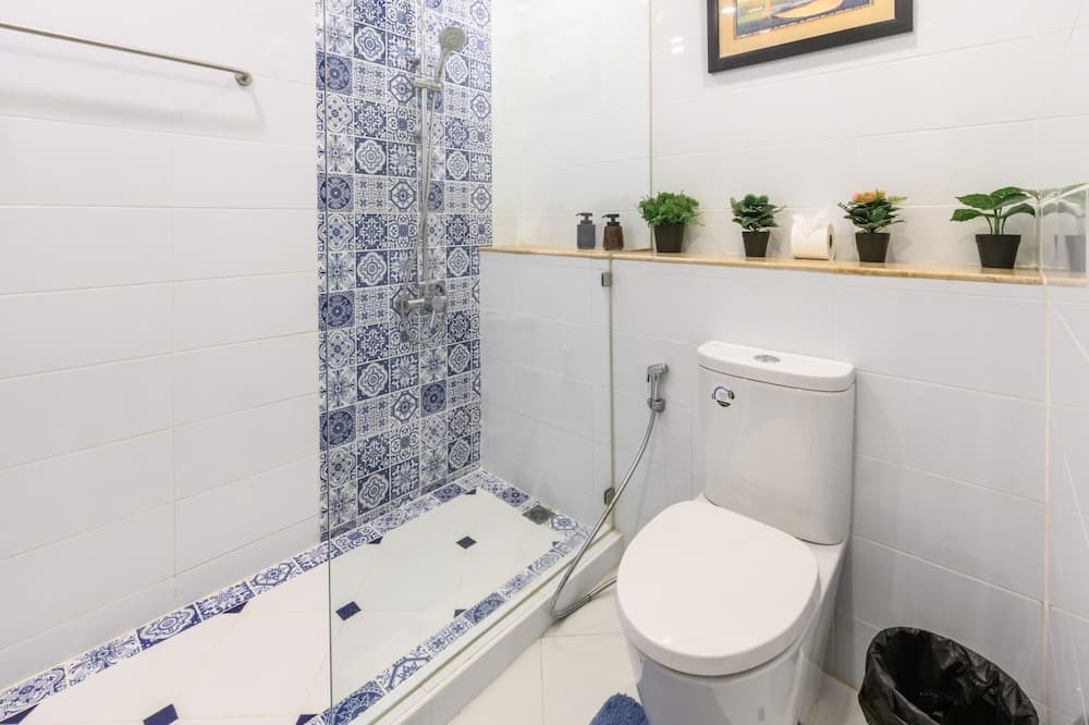 Photo of Bathroom in Na Kluea