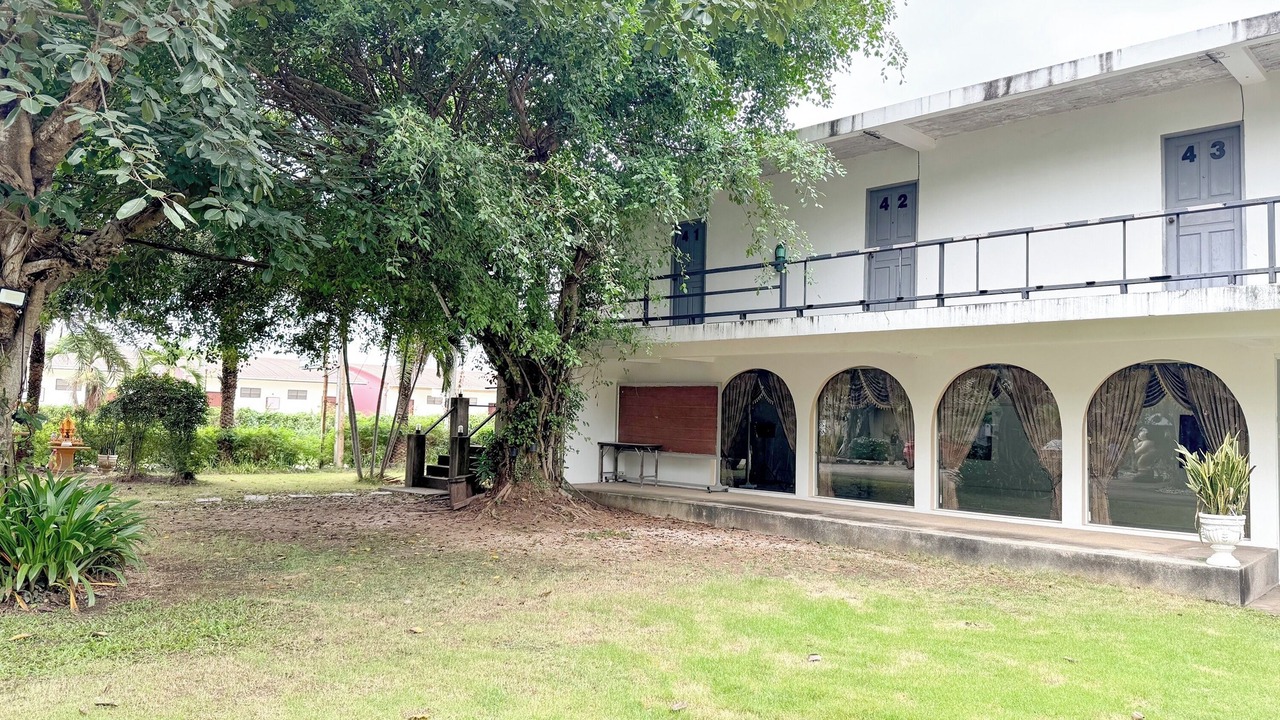 Photo of Outdoor in Chomphu