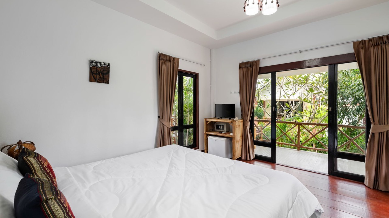 Photo of Bedroom in Lipa Noi