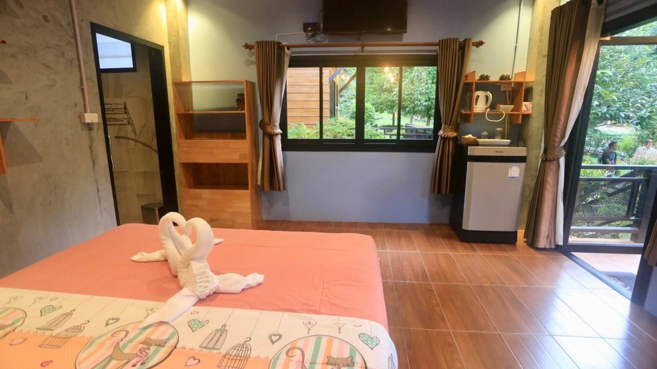 Photo of Bedroom in Phrom Lok