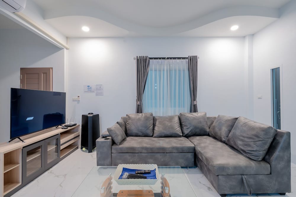 Photo of Livingroom in Cha-am