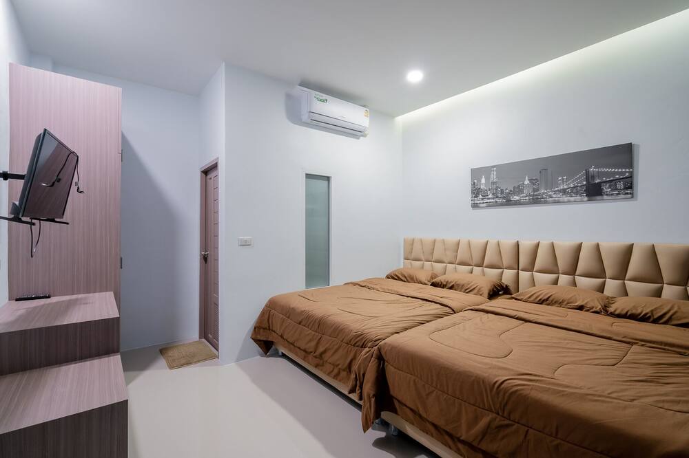 Photo of Bedroom in Cha-am