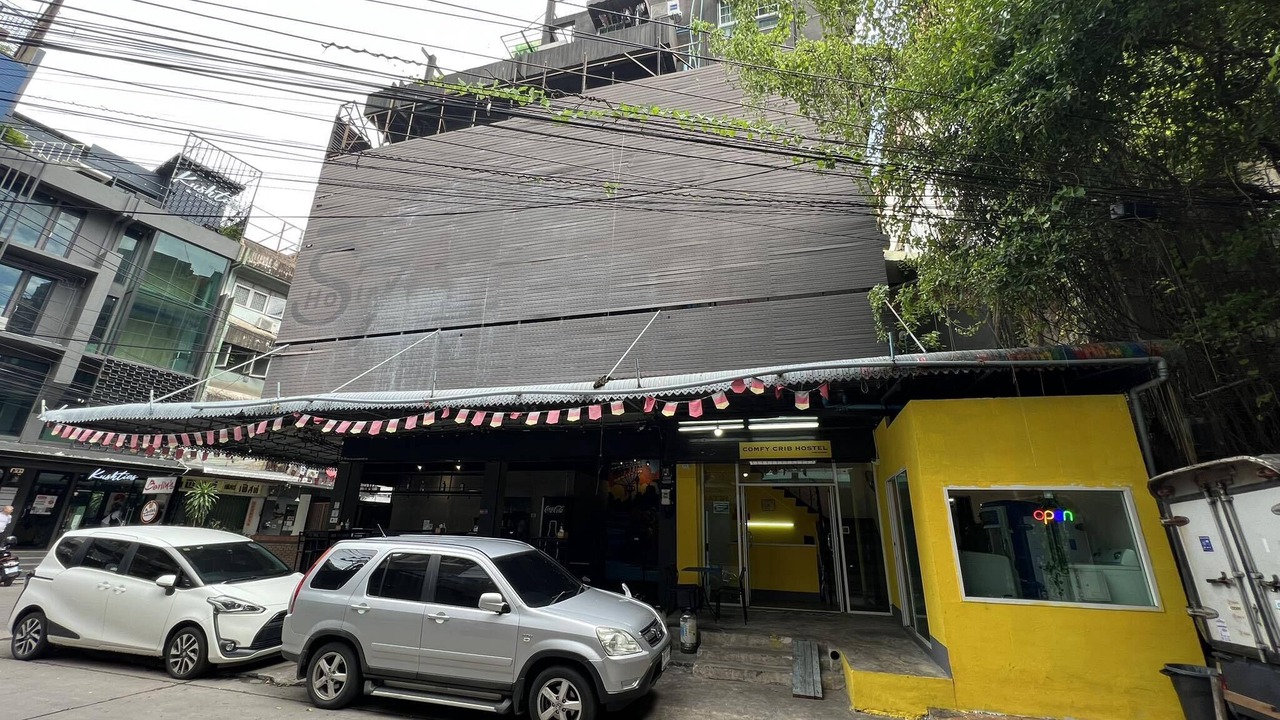 Photo of Outdoor in Phra Khanong Nuea