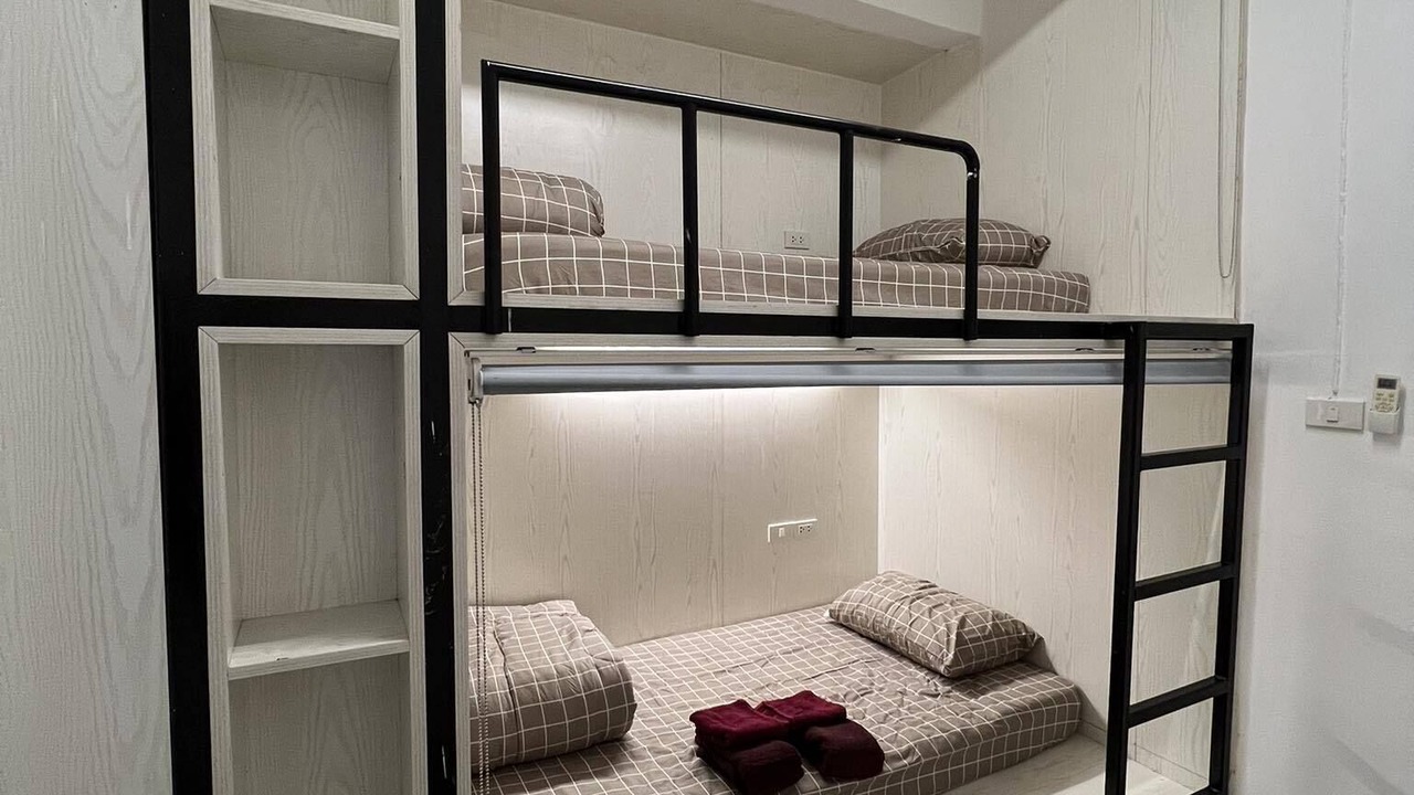 Photo of Bedroom in Phra Khanong Nuea