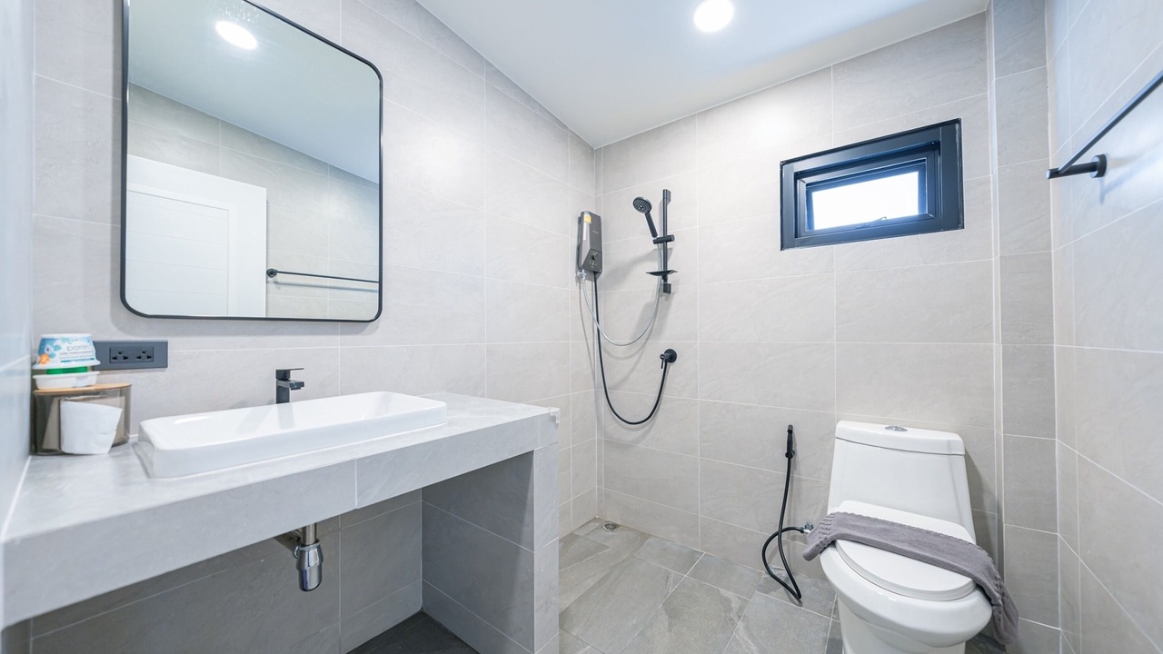 Photo of Bathroom in Na Kluea