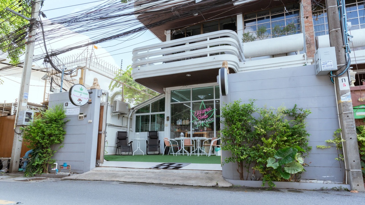Photo of Outdoor in Khlong Tan Nuea