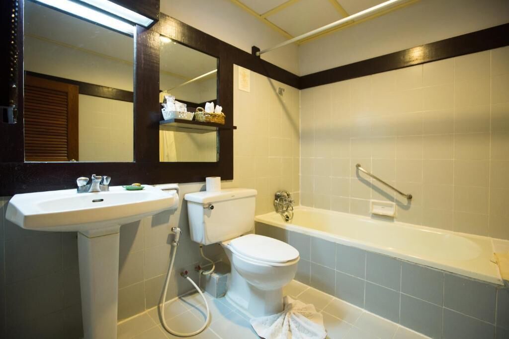 Photo of Bathroom in Pang Mu