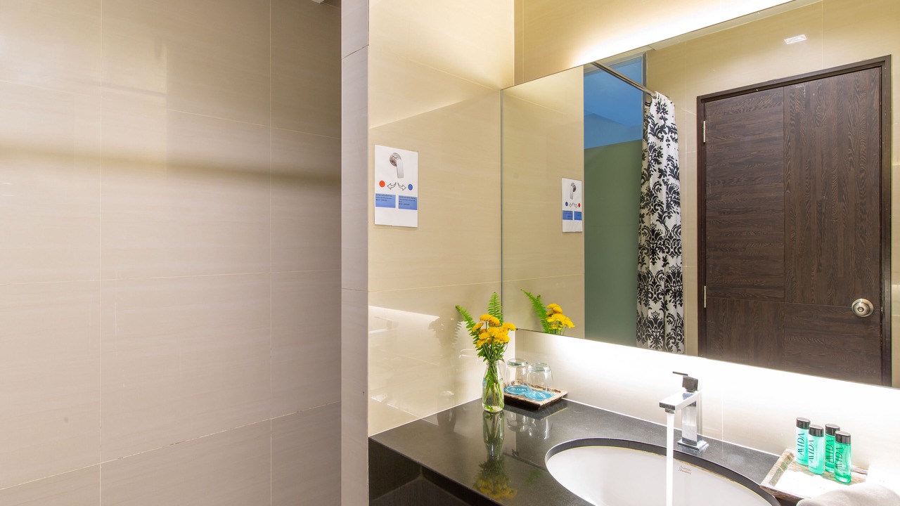 Photo of Bathroom in Lak Si