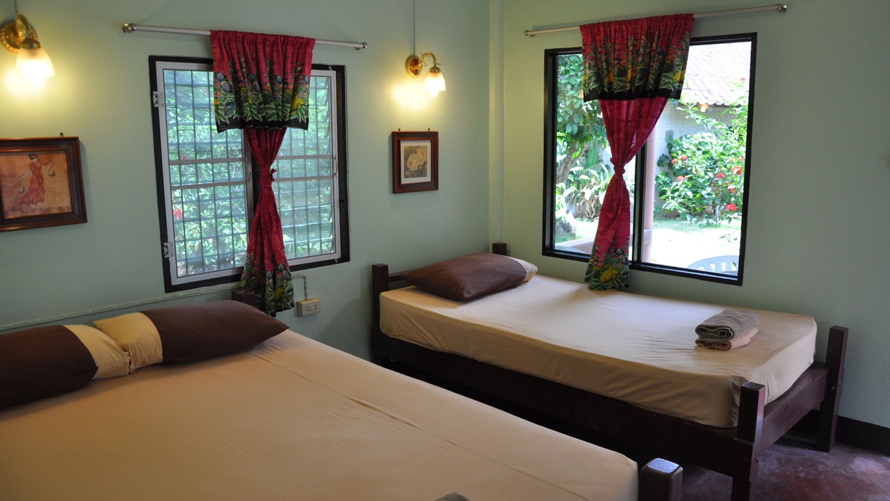 Photo of Bedroom in Haad Rin