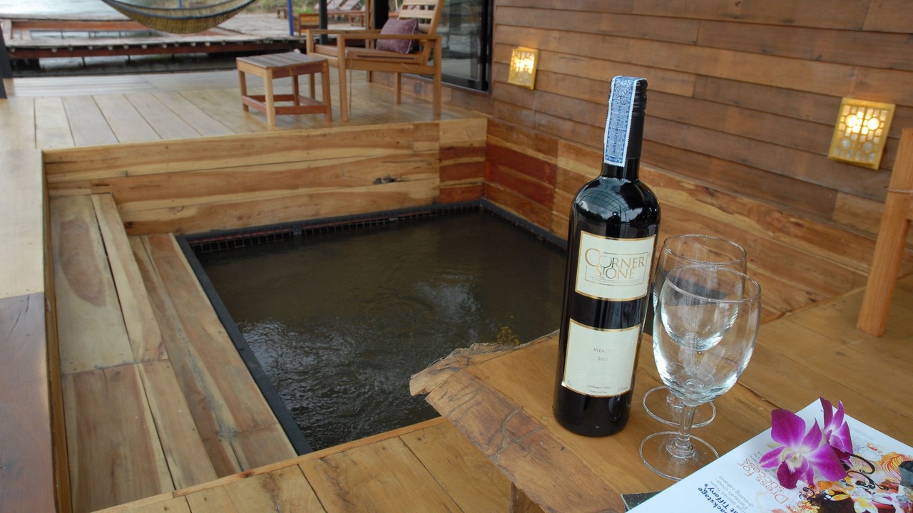 Photo of Patio Balcony in Tha Sao