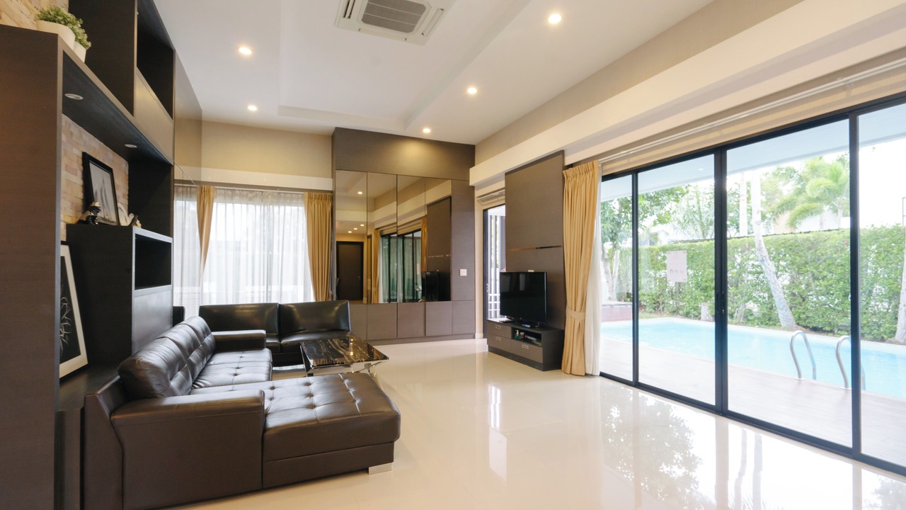 Photo of Outdoor in Hin Lek Fai