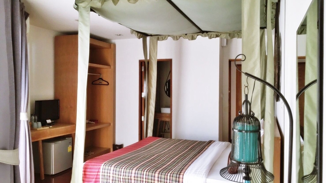 Photo of Bedroom in Thani