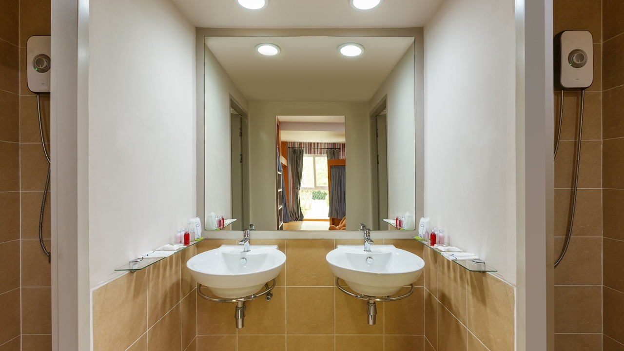 Photo of Bathroom in Saphan Sung