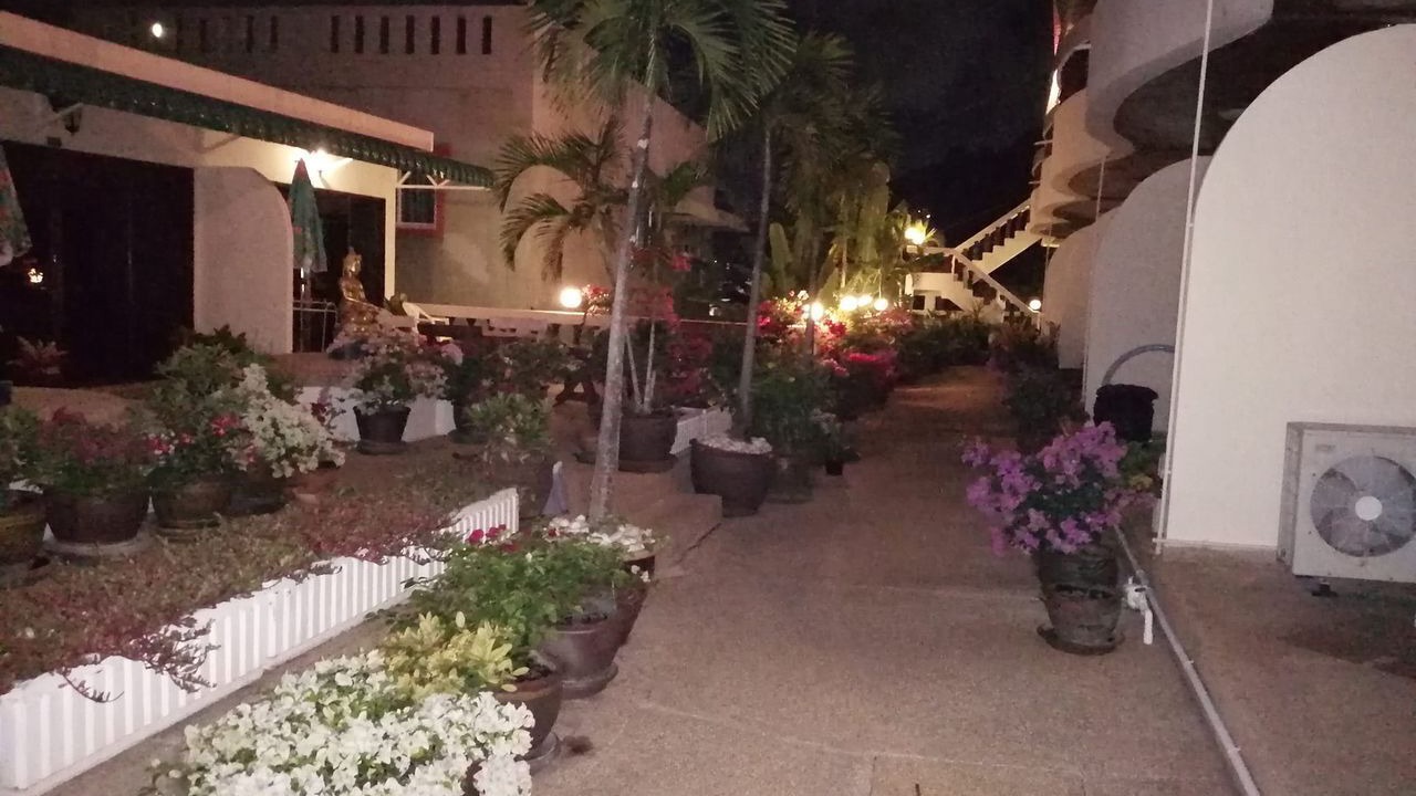 Photo of Patio Balcony in Nanai Road