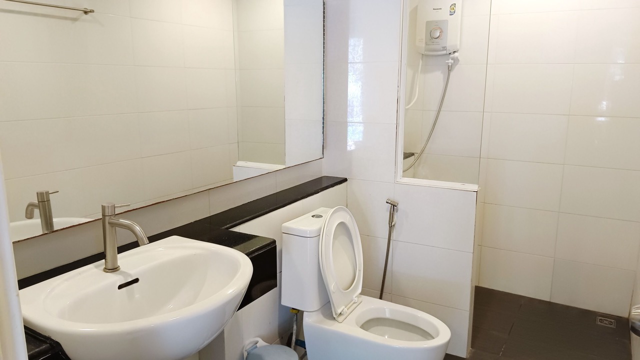Photo of Bathroom in Phongprasan