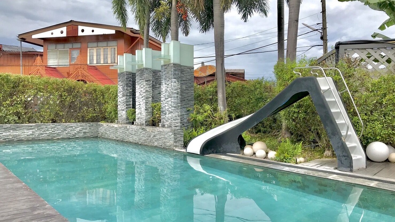 Photo of Outdoor in Nai Wiang