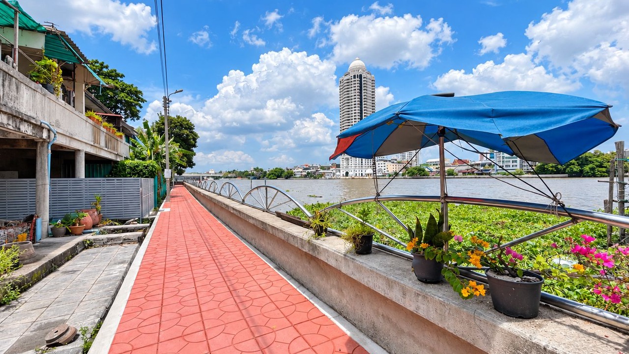 Photo of Outdoor in Khlong San