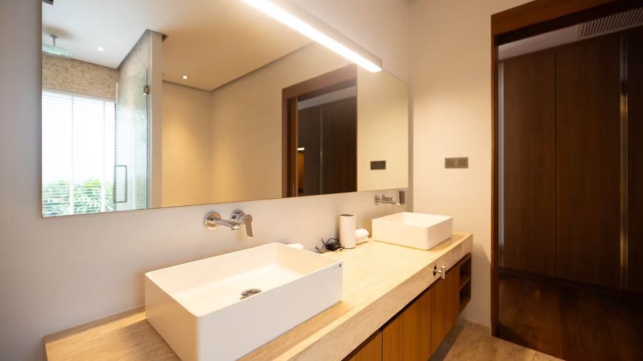 Photo of Bathroom in Koh Kaew