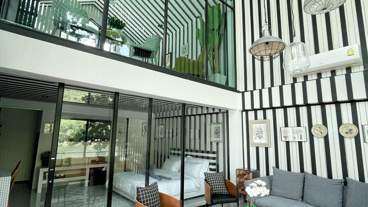 Photo of Patio Balcony in Tha Kradan