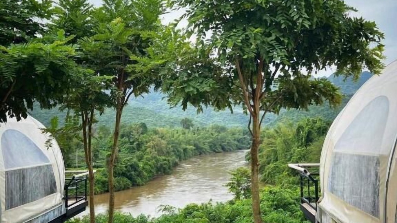 Photo of Patio Balcony in Tha Sao