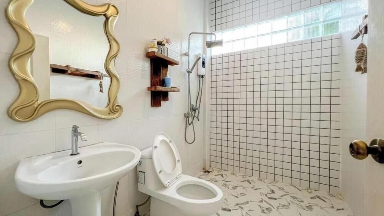 Photo of Bathroom in Ban Chang