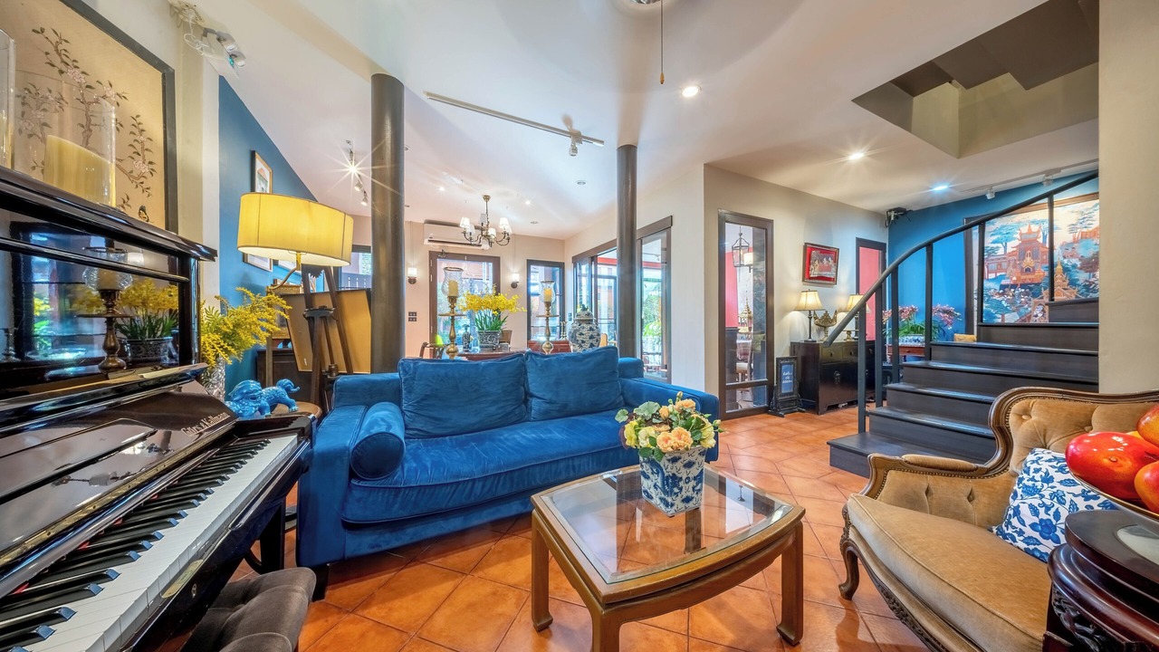 Photo of Livingroom in Anusawari