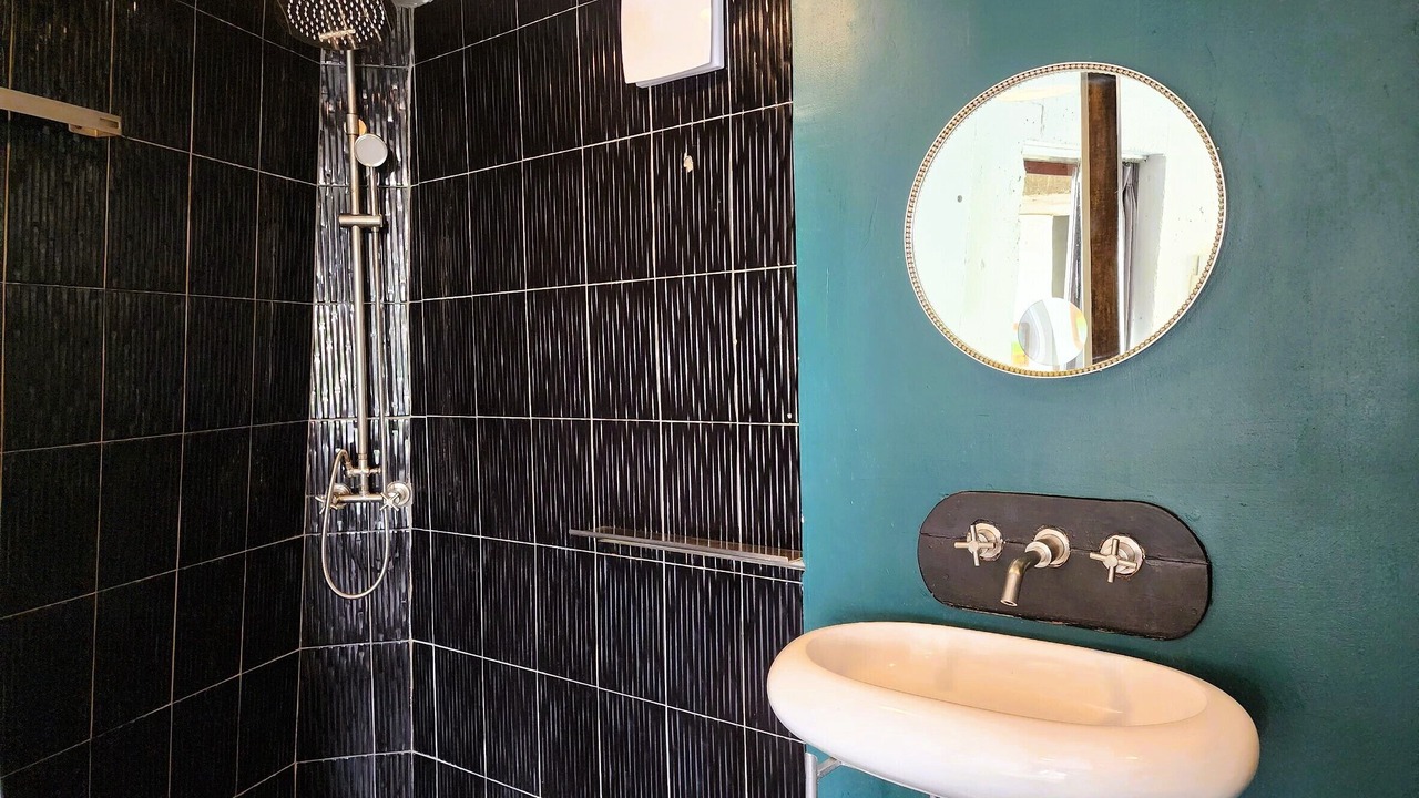 Photo of Bathroom in Thapae
