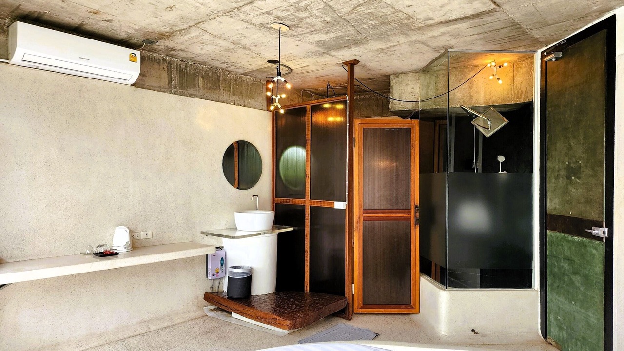 Photo of Bathroom in Thapae