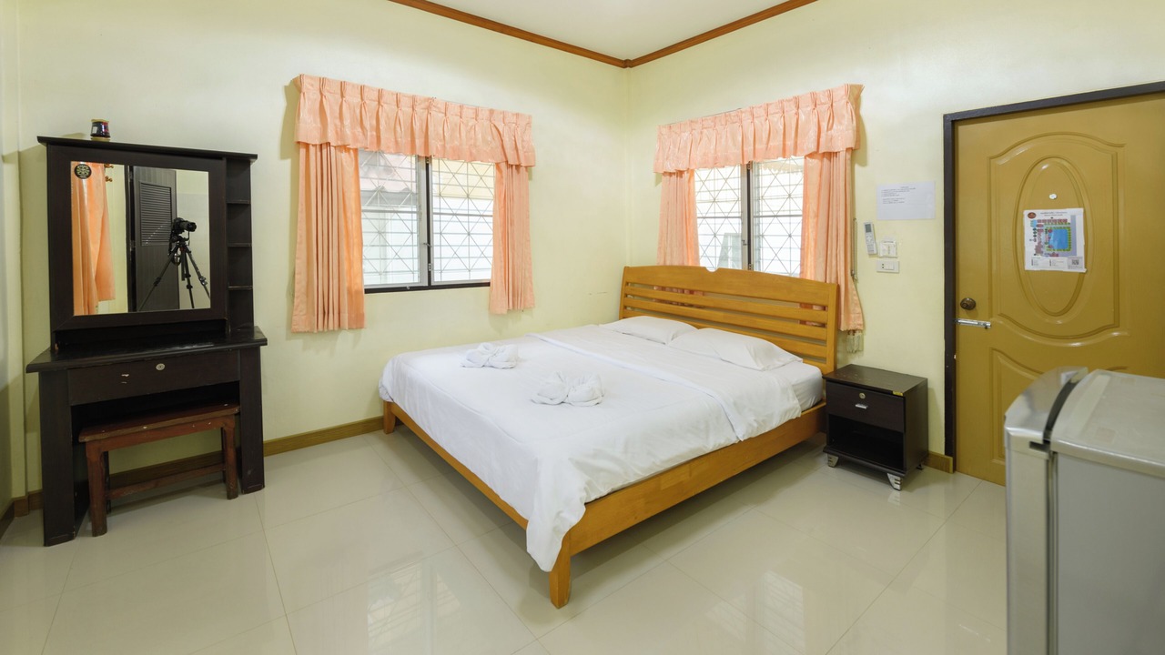 Photo of Bedroom in Tha Khoei