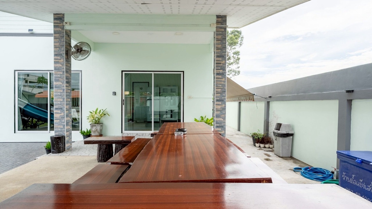 Photo of Outdoor in Pong
