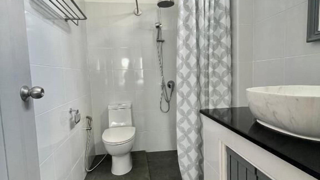 Photo of Bathroom in Pratunam