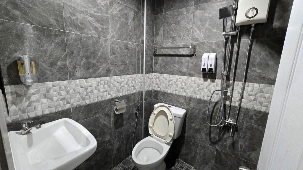 Photo of Bathroom in Samphanthawong
