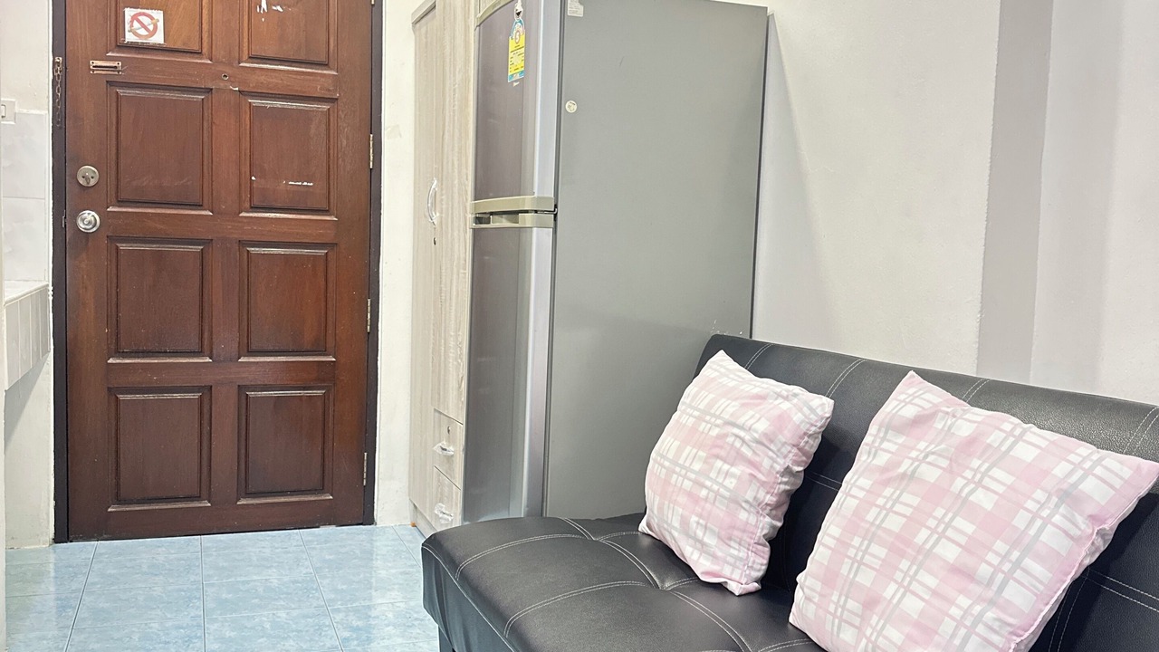 Photo of Bedroom in Thanon Phaya Thai