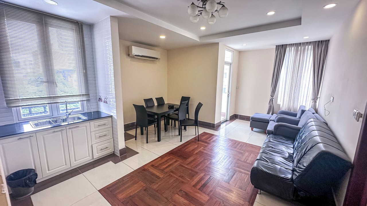 Photo of Kitchen in Chamkar Mon