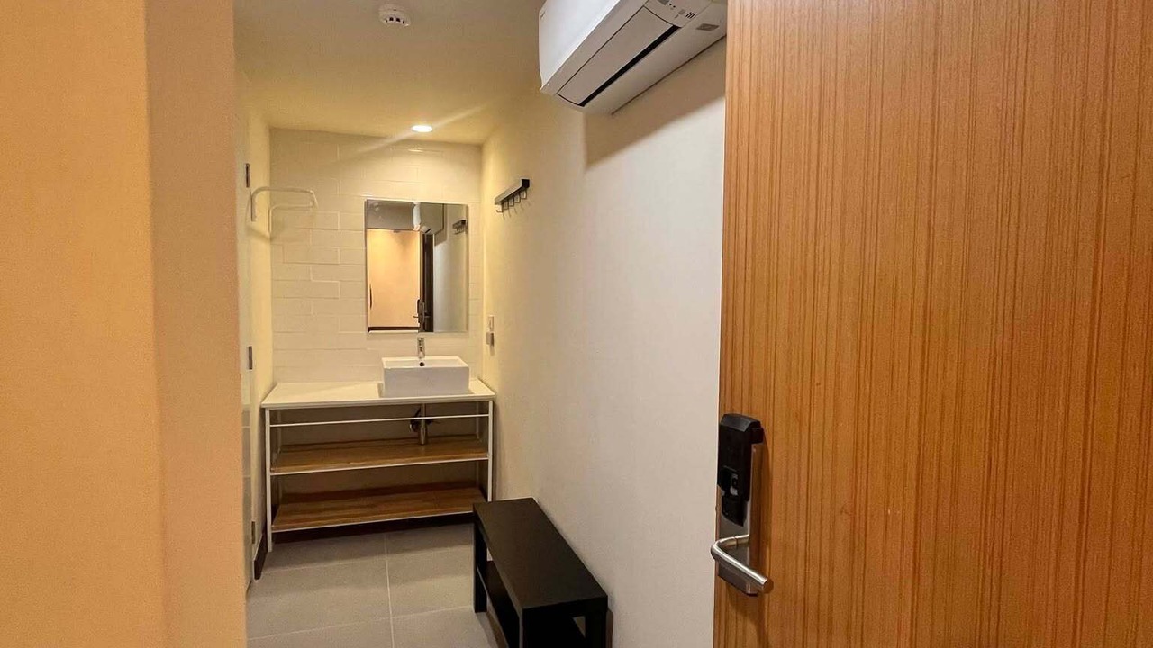 Photo of Bedroom in Embassy District
