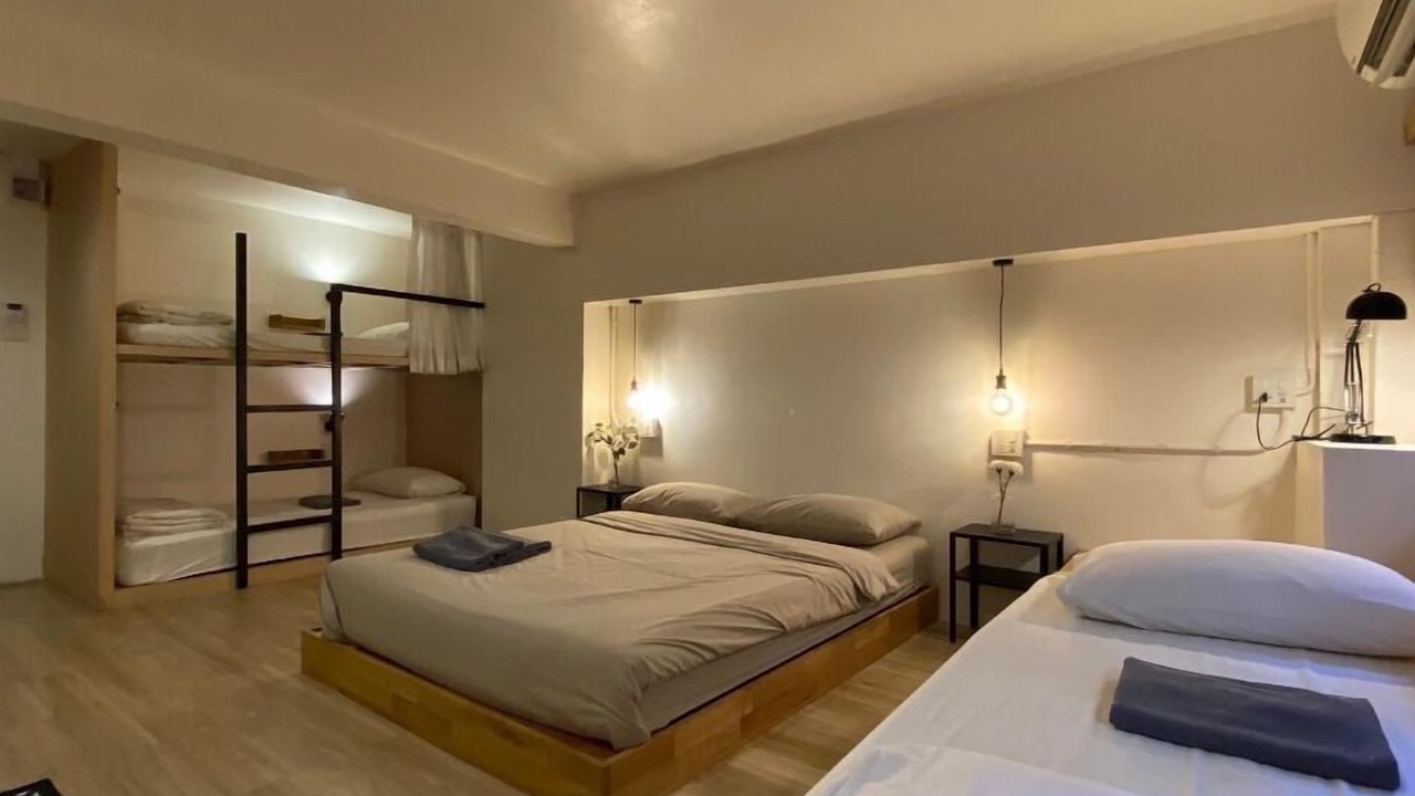 Photo of Bedroom in Thanon Phetchaburi