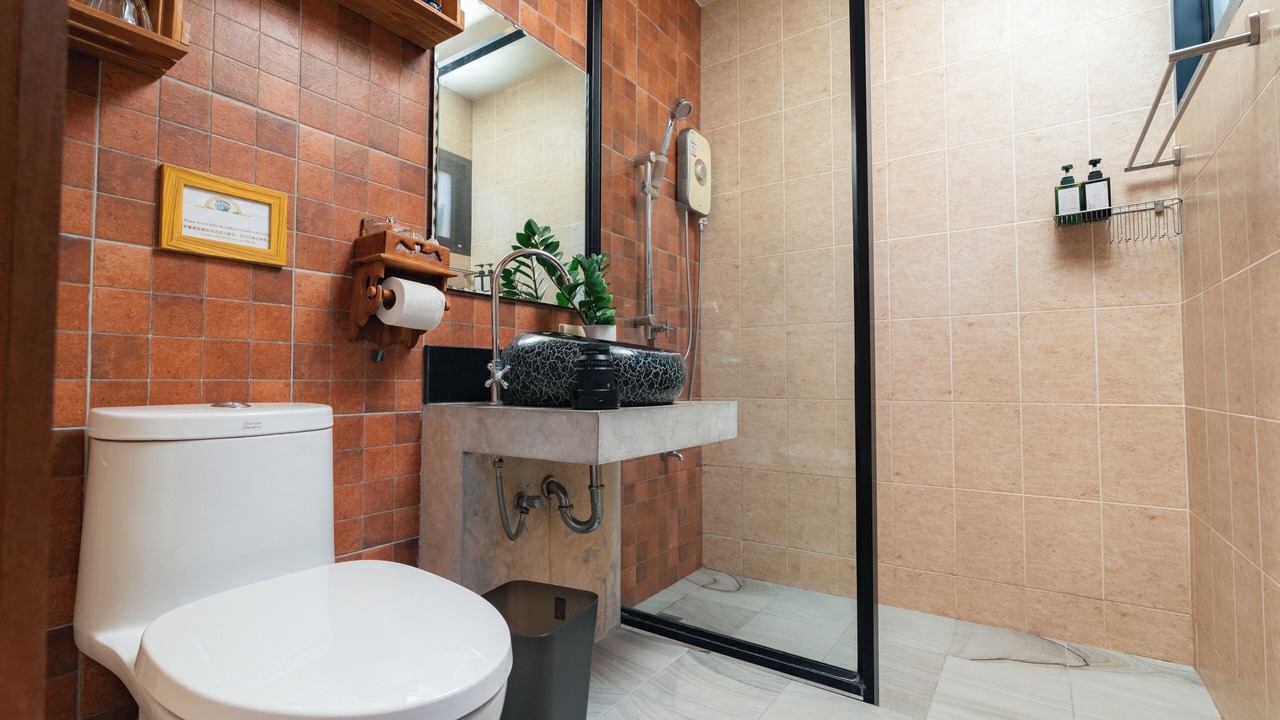 Photo of Bathroom in Old City