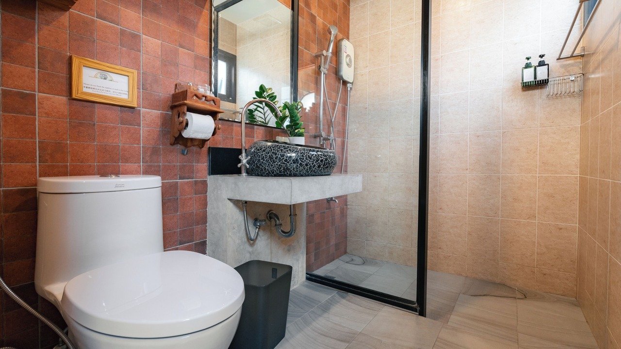 Photo of Bathroom in Old City