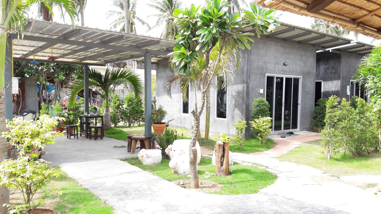 Photo of Buildings in Sam Roi Yot