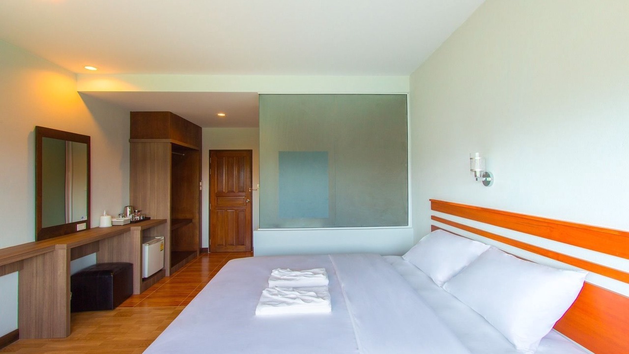 Photo of Bedroom in Makham Tia