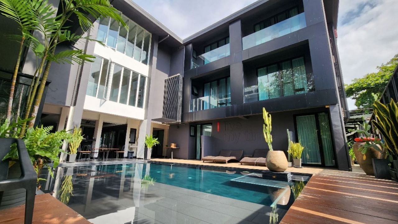 Photo of Outdoor in Wua Lai