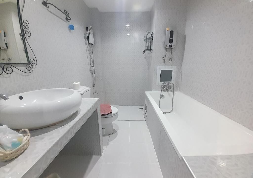 Photo of Bathroom in Hua Wiang