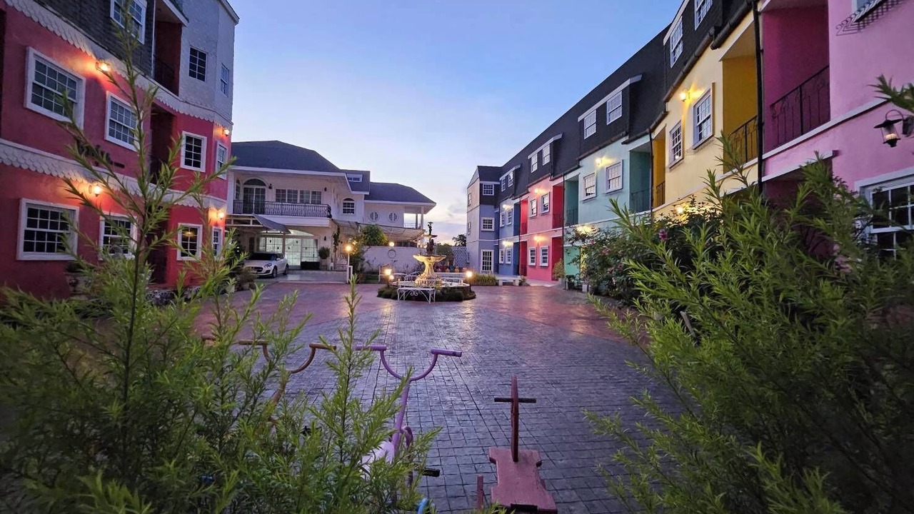 Photo of Outdoor in Hua Wiang