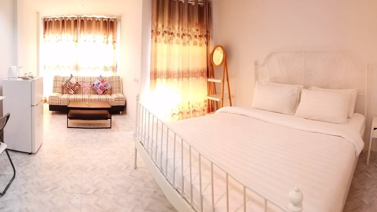 Photo of Bedroom in Hua Wiang