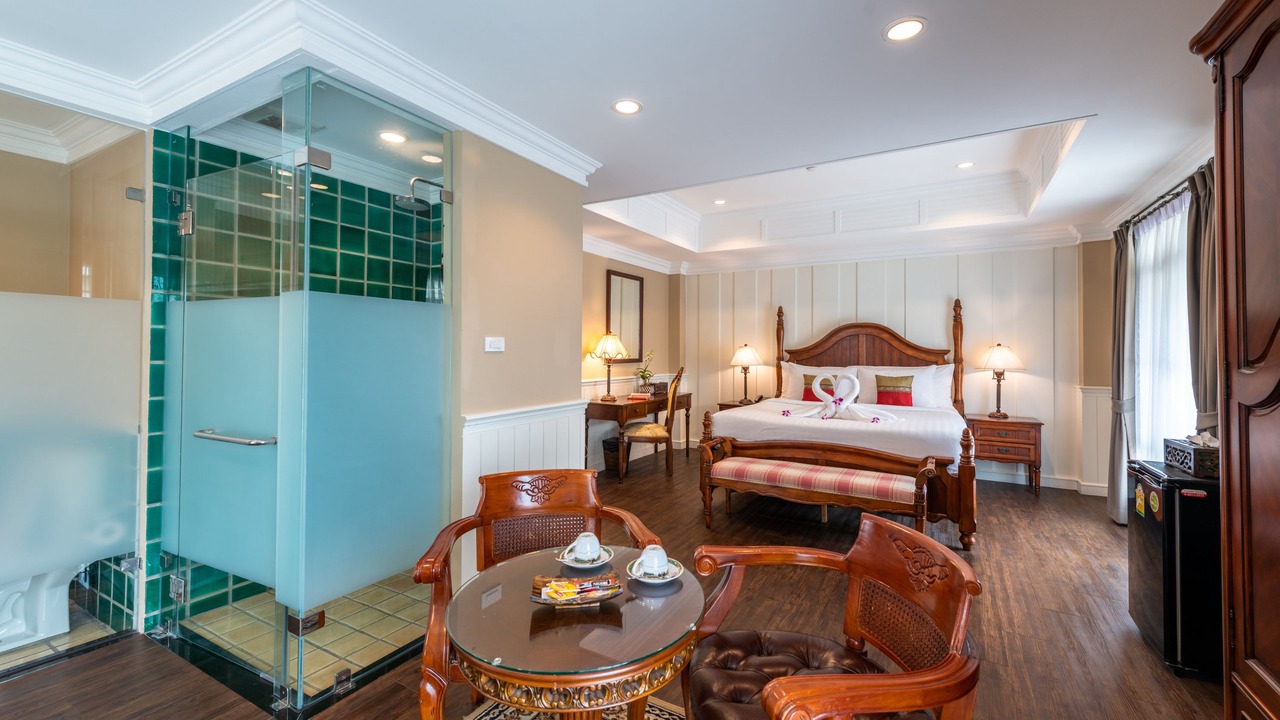 Photo of Livingroom in Wat Sam Phraya