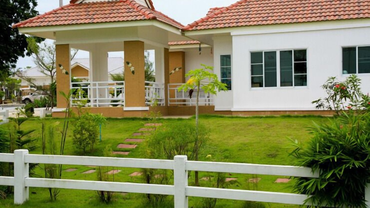 Photo of Outdoor in Khanong Phra