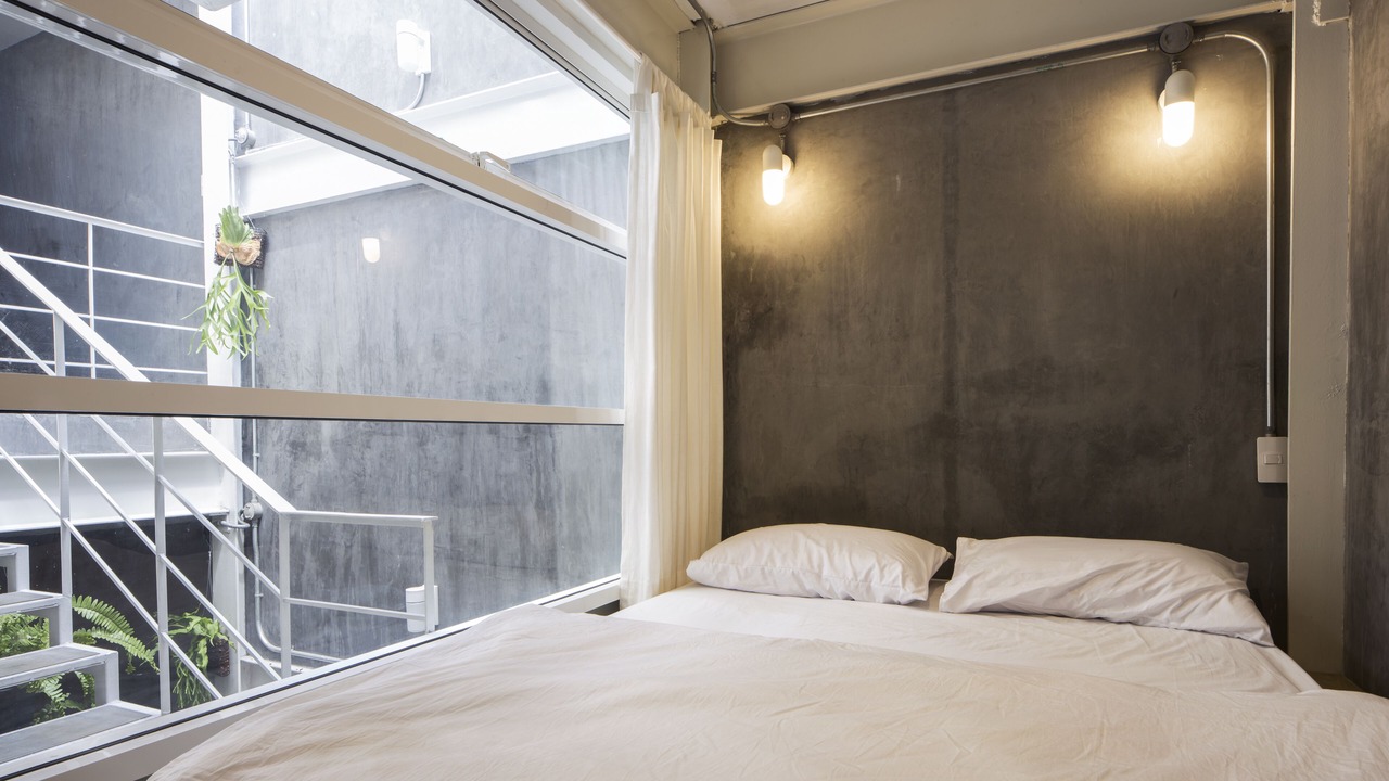 Photo of Bedroom in Khlong Toei Nuea