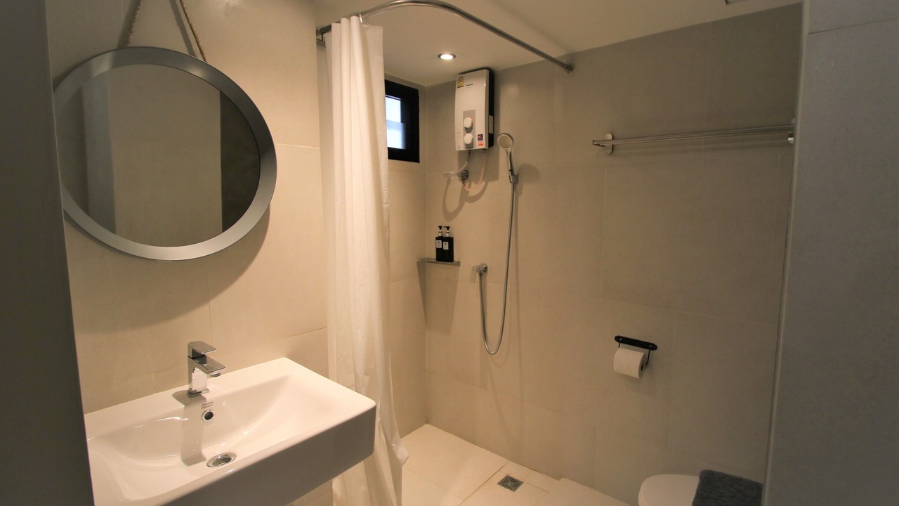 Photo of Bathroom in Kaset Junction
