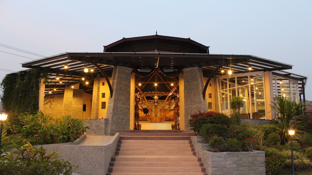 Photo of Buildings in Phu Ruea